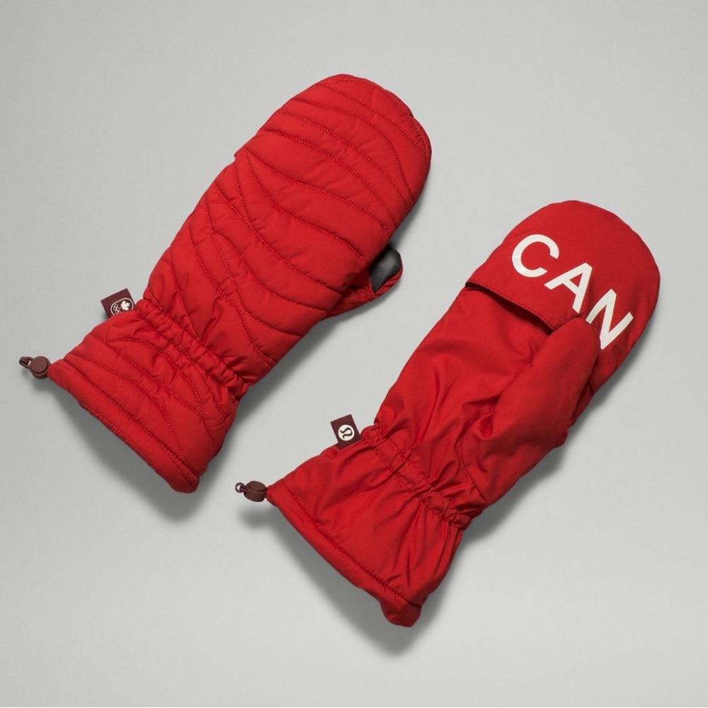 Lululemon Team Canada Quilted Mittens on String Red NEW WITH TAGS L/XL